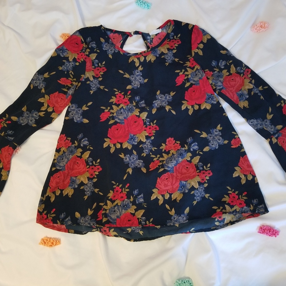 Floral bell sleeve top